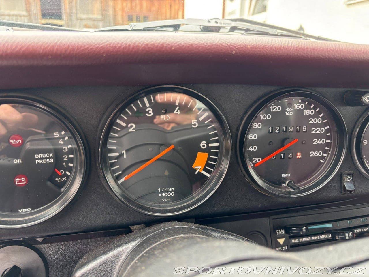 1984 Porsche 911 - 20