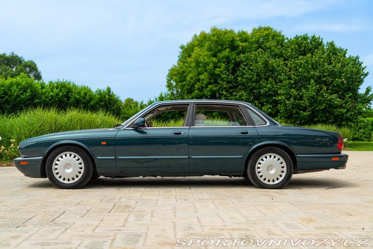 1995 Jaguar XJ - 4