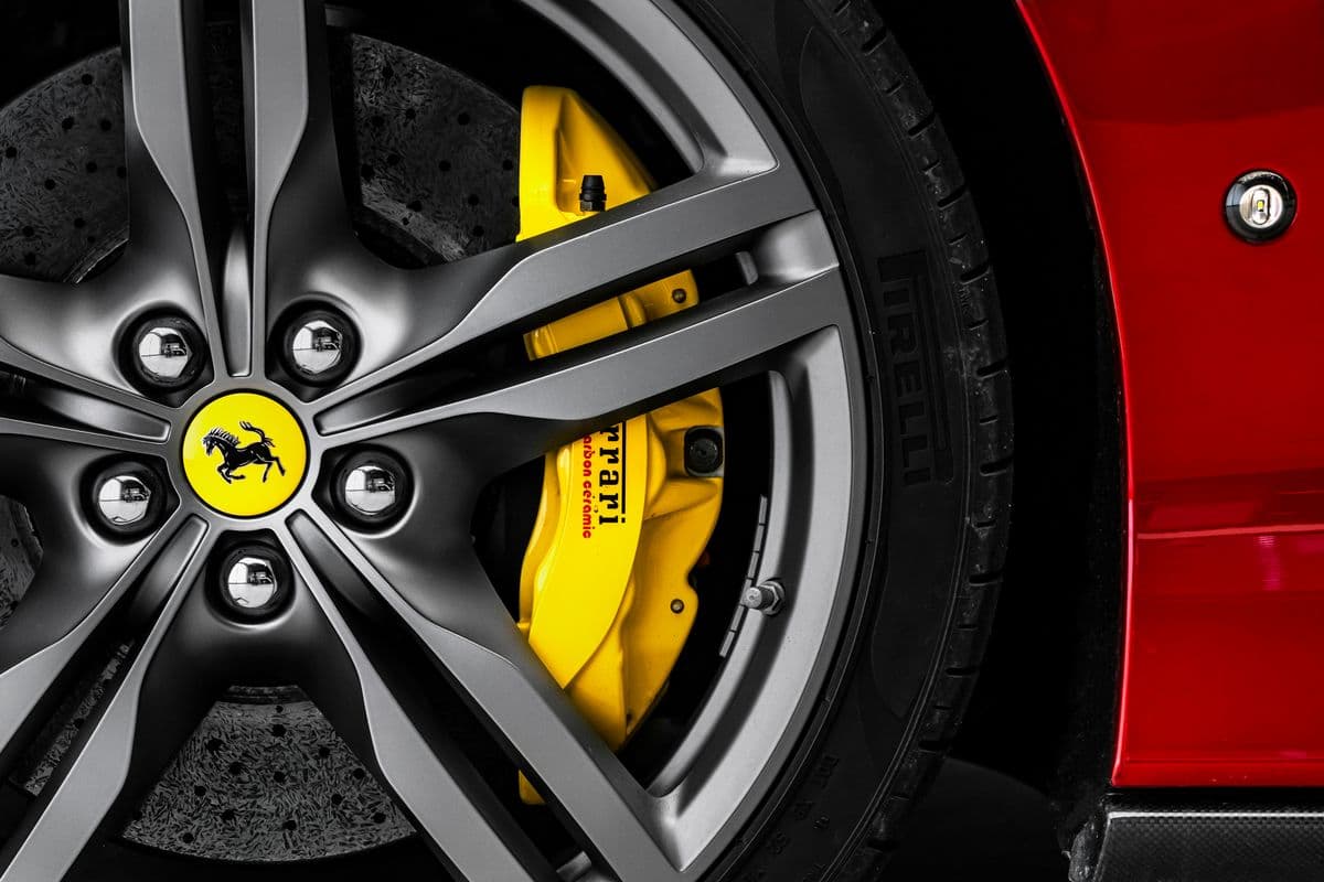 2019 Ferrari PORTOFINO - 16