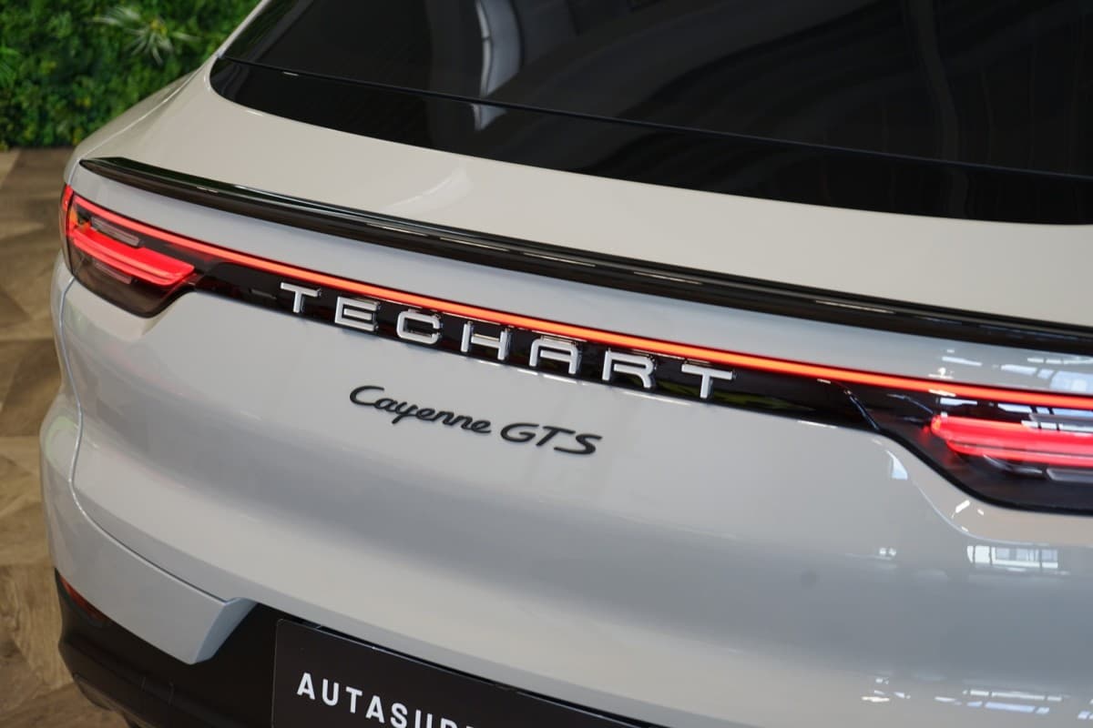 2022 Porsche Cayenne - 21