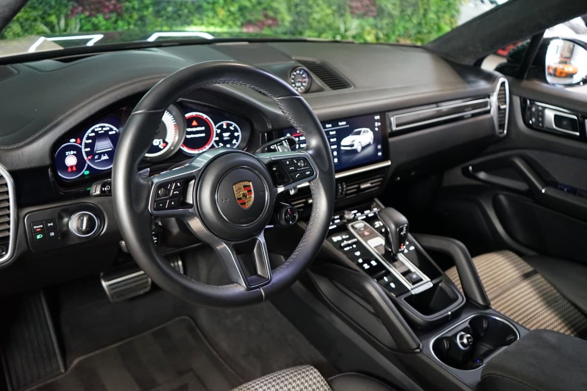 2022 Porsche Cayenne - 27