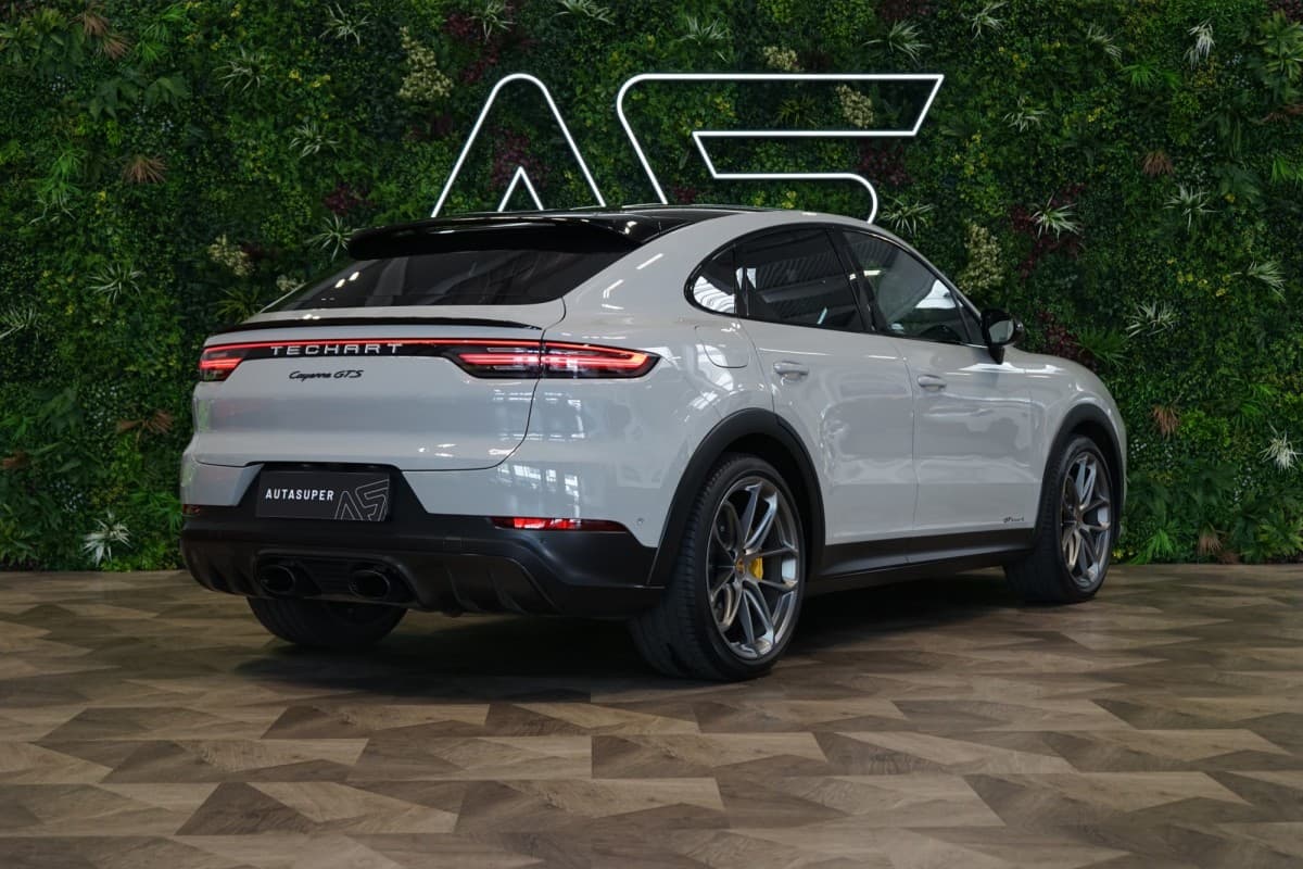 2022 Porsche Cayenne - 9