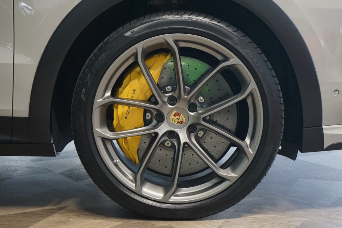 2022 Porsche Cayenne - 13