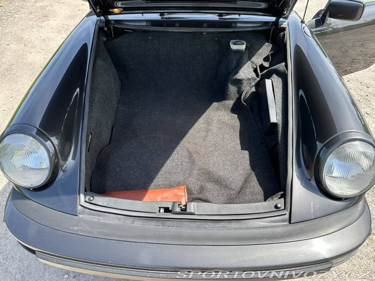 1981 Porsche 911 - 14