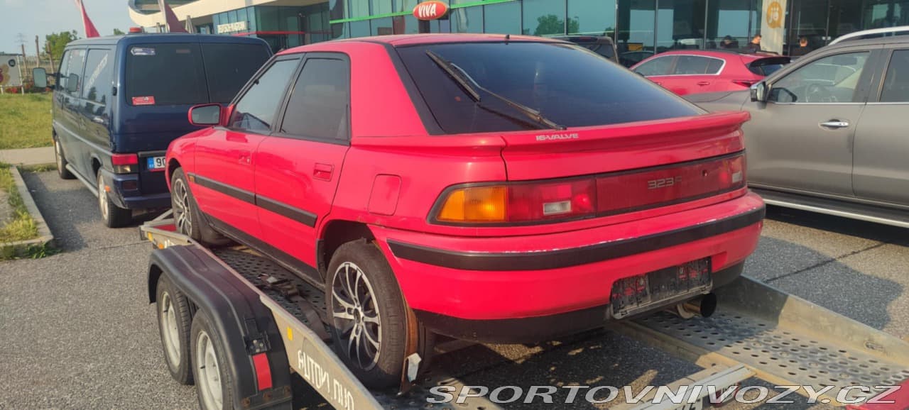1991 Mazda 323 - 2
