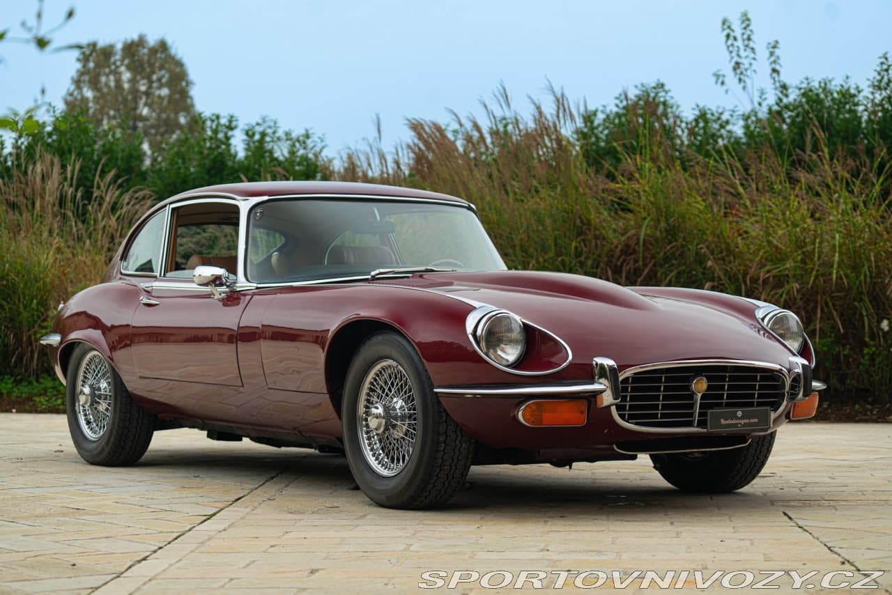 1972 Jaguar E-TYPE - 12
