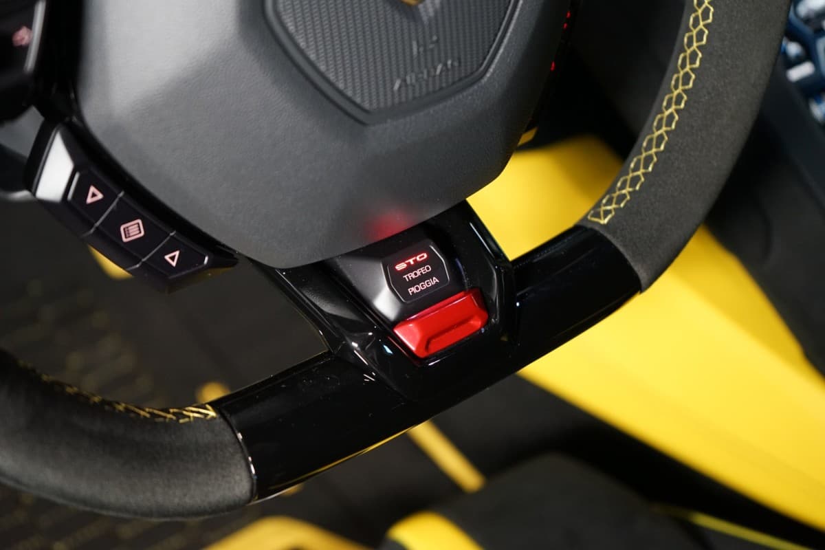 2022 Lamborghini HURACÁN - 19