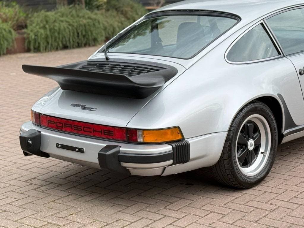 1979 Porsche 911 - 11