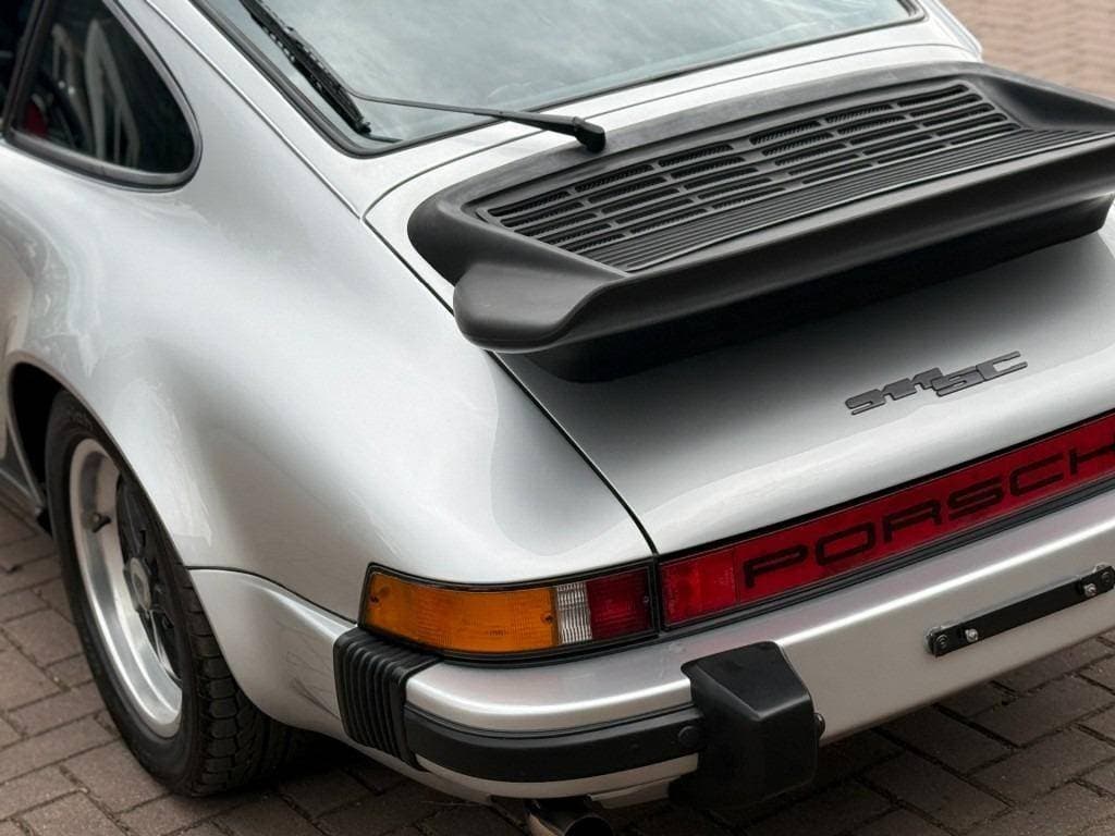 1979 Porsche 911 - 18