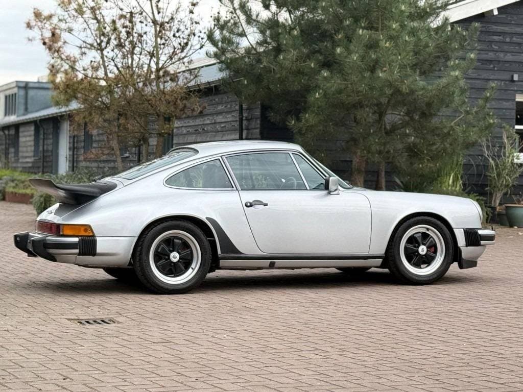 1979 Porsche 911 - 4