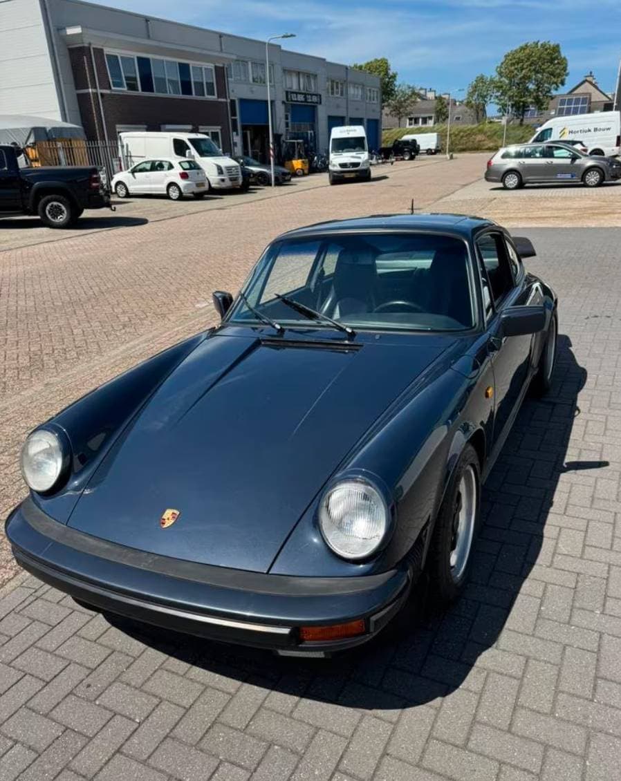 1987 Porsche 911 - 8