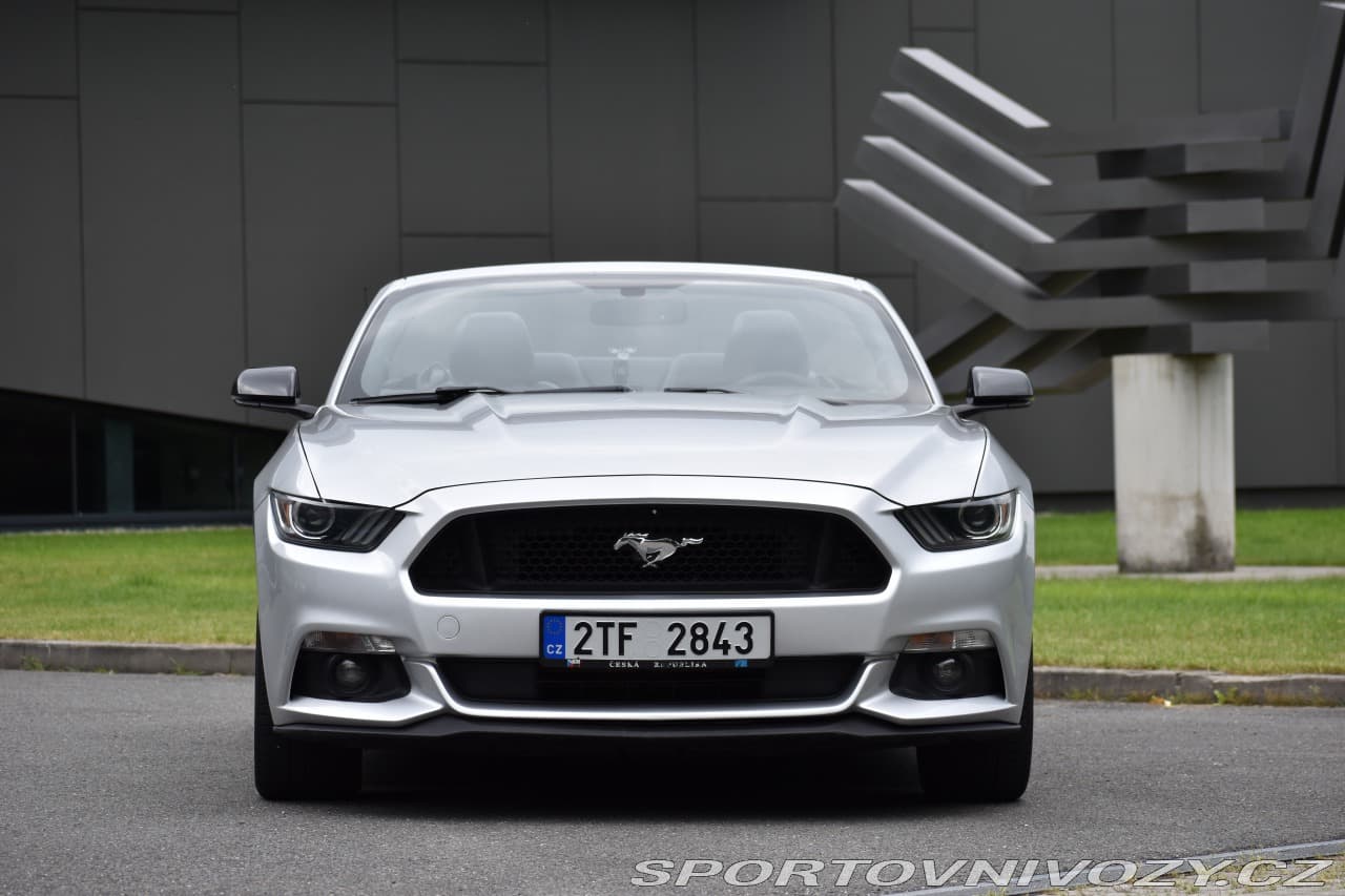 2015 Ford MUSTANG - 2