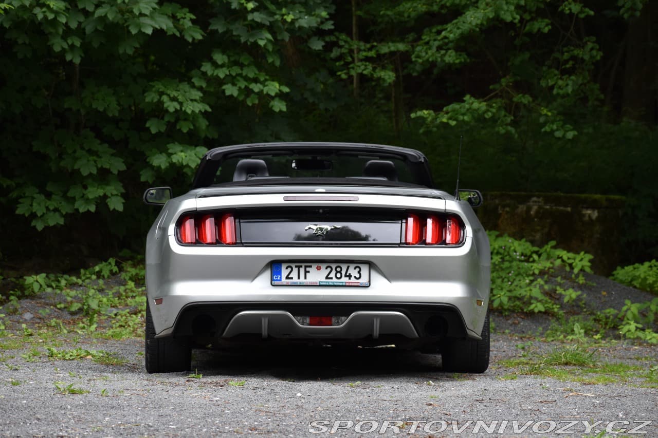 2015 Ford MUSTANG - 5