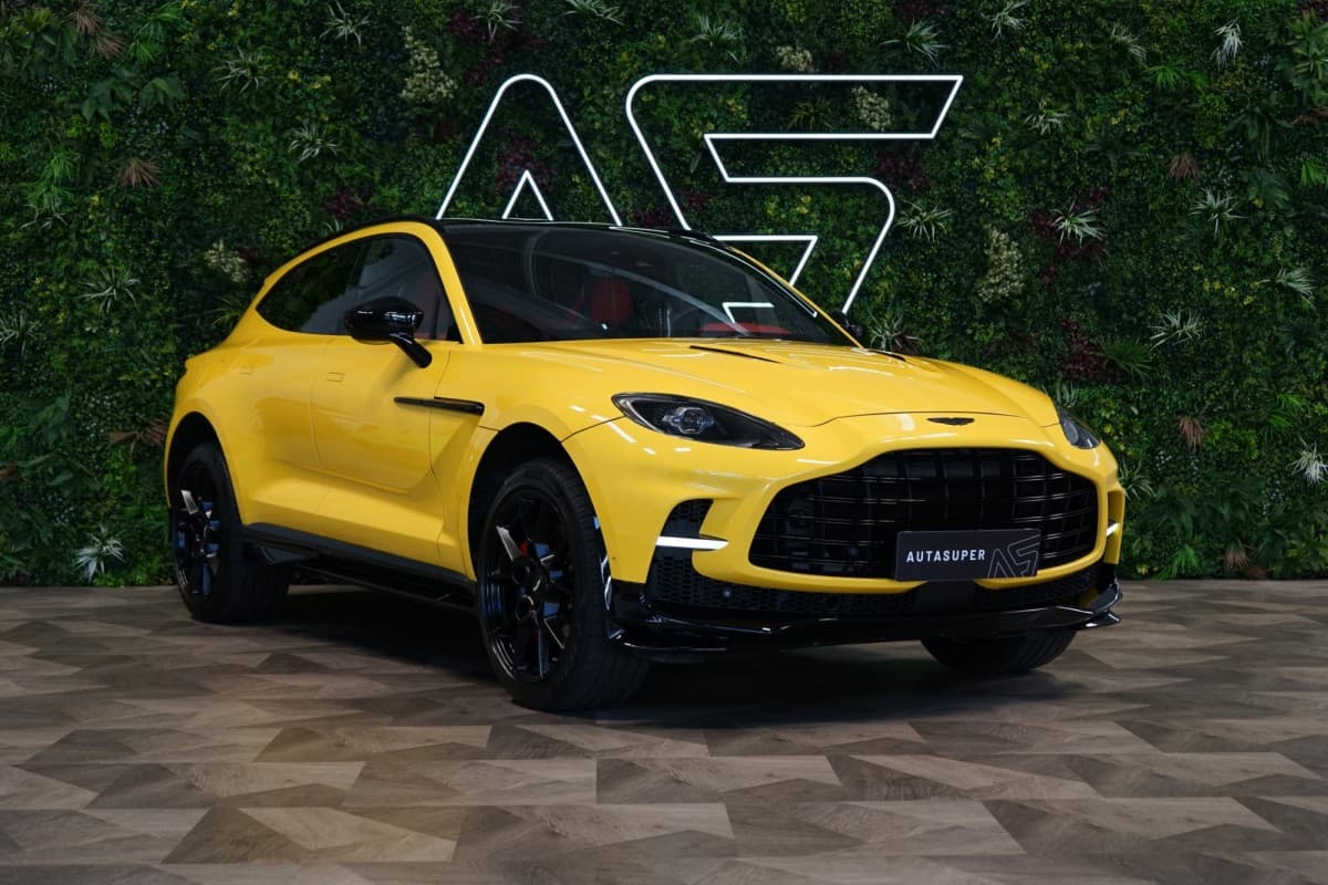 2023 Aston Martin DBX - 3