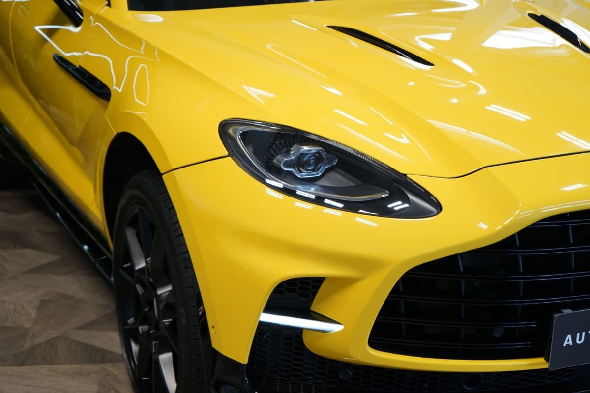 2023 Aston Martin DBX - 4