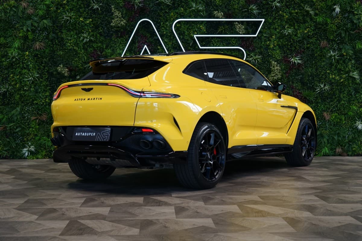 2023 Aston Martin DBX - 5
