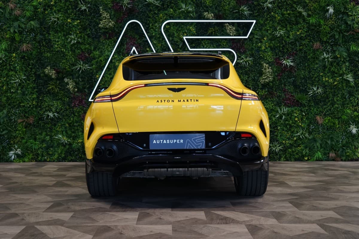 2023 Aston Martin DBX - 7