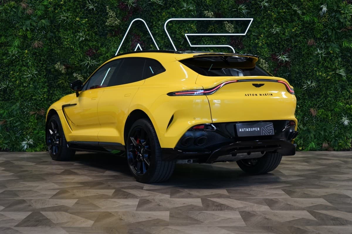 2023 Aston Martin DBX - 8