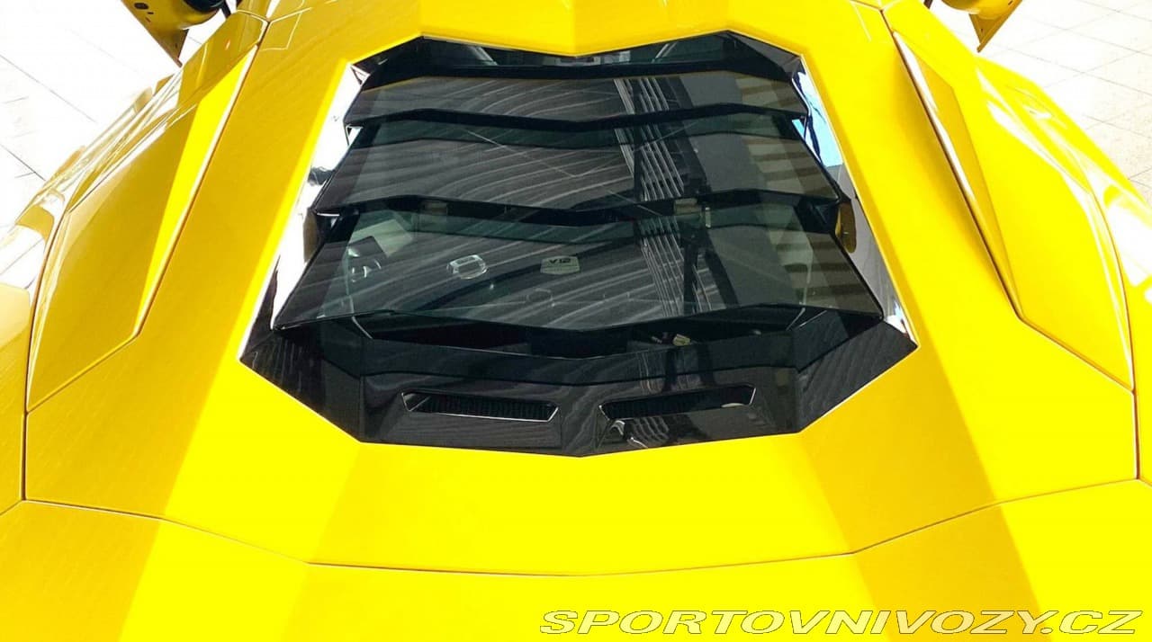 2017 Lamborghini AVENTADOR - 14