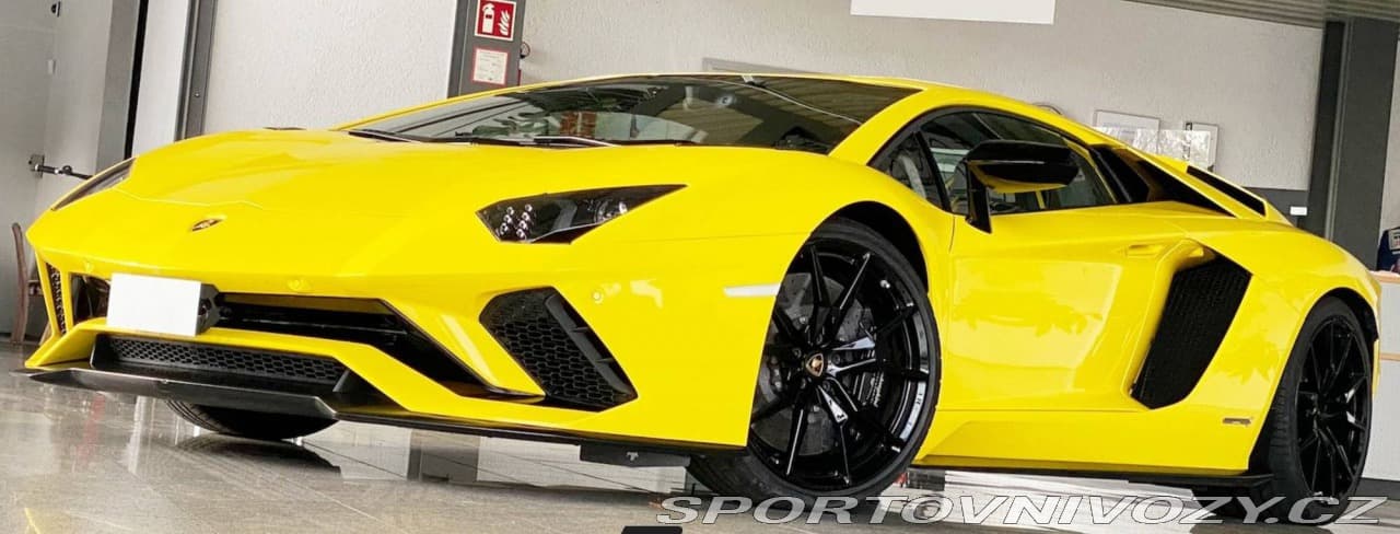 2017 Lamborghini AVENTADOR - 2