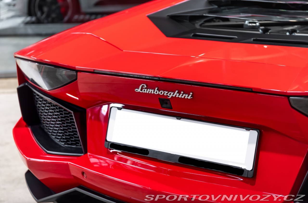 2013 Lamborghini AVENTADOR - 14