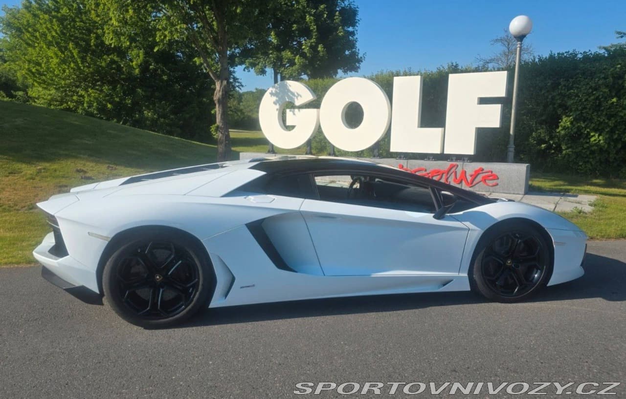 2012 Lamborghini AVENTADOR - 2