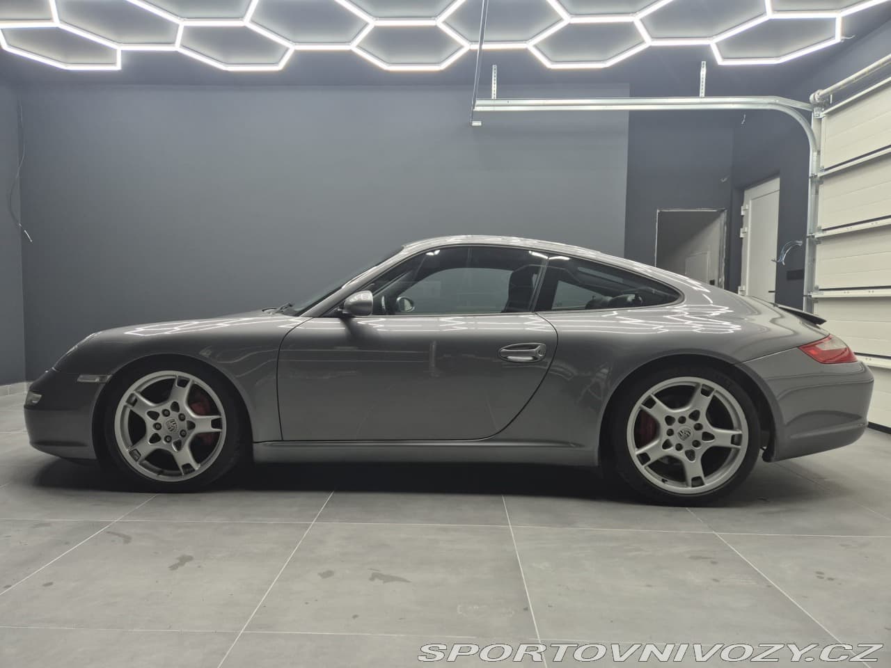2005 Porsche 911 - 6