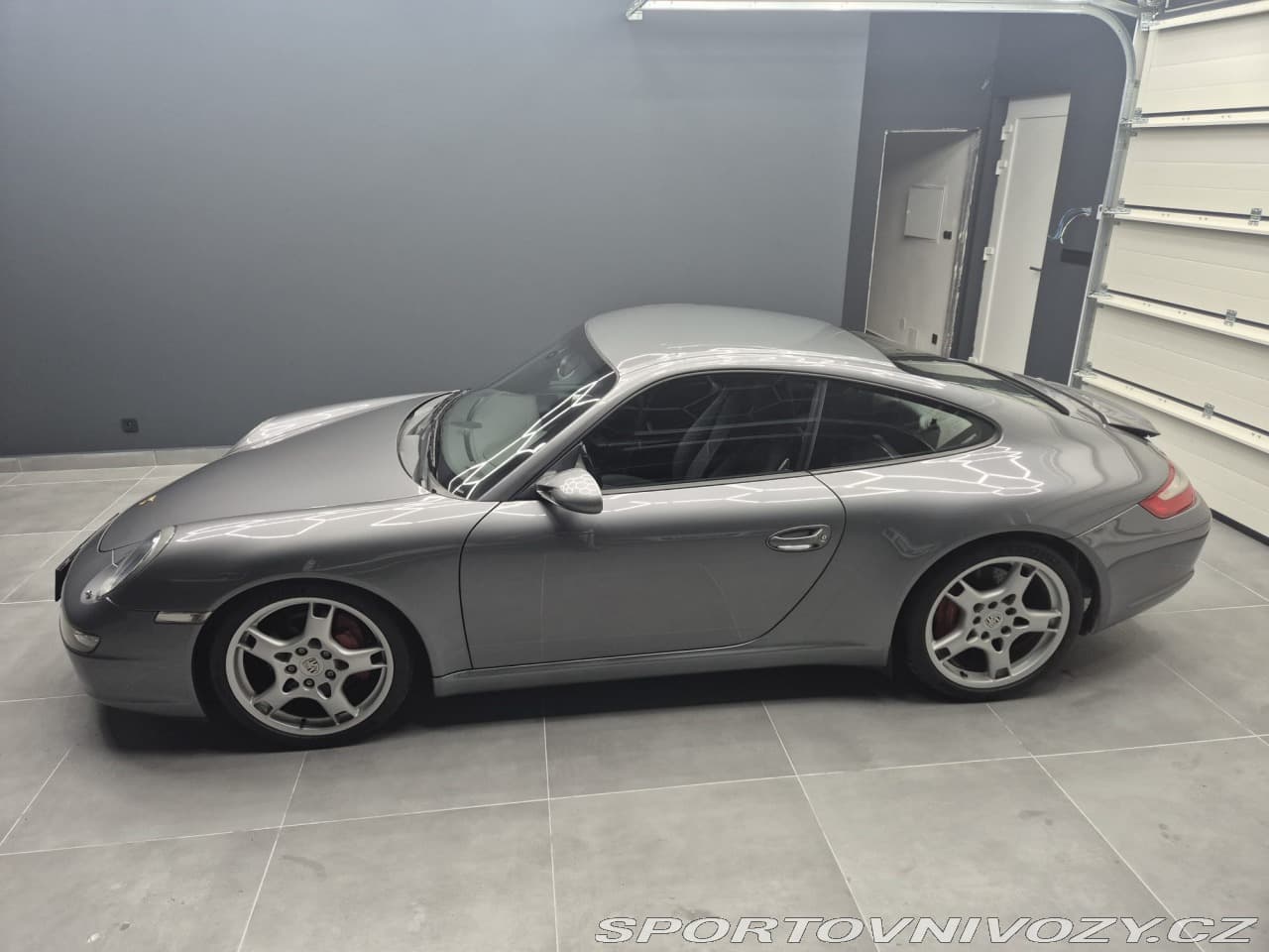 2005 Porsche 911 - 8