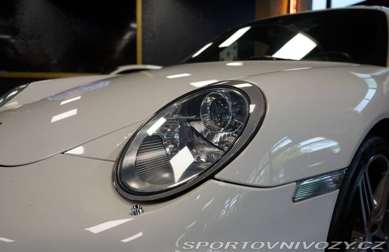 2007 Porsche 911 - 12