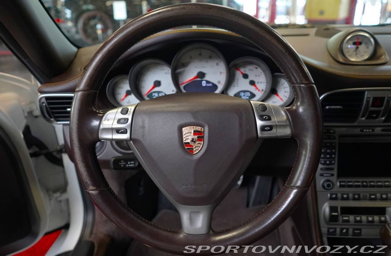 2007 Porsche 911 - 15