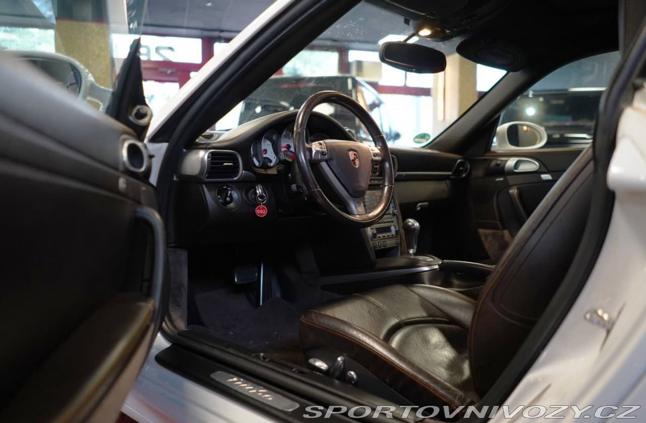 2007 Porsche 911 - 20