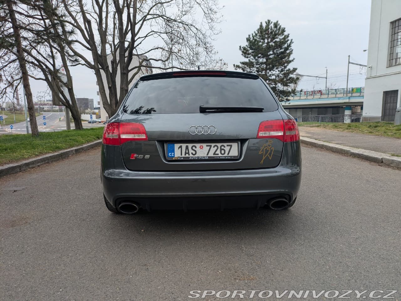 2010 Audi RS6 - 15
