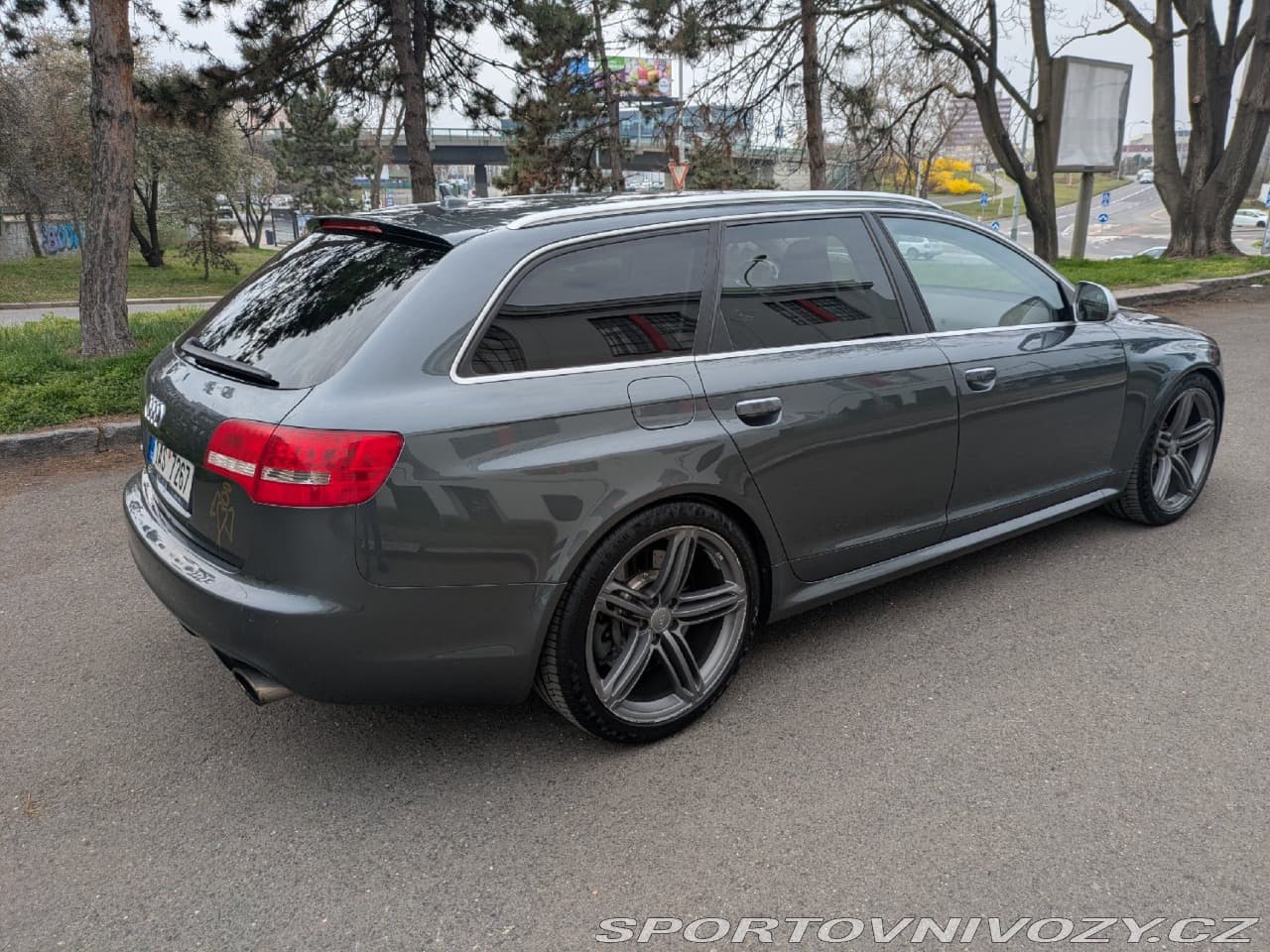 2010 Audi RS6 - 16