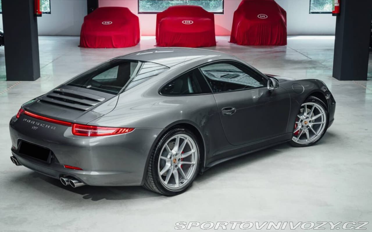 2013 Porsche 911 - 7