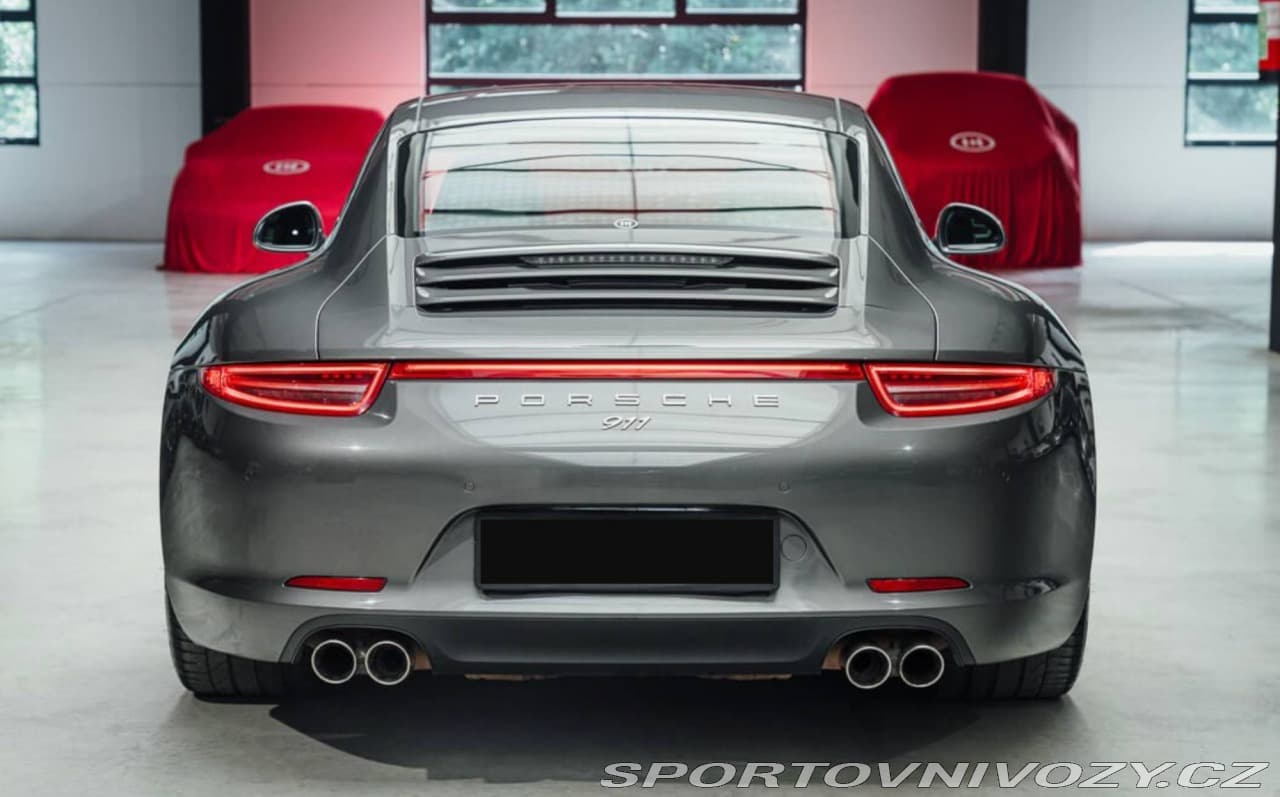 2013 Porsche 911 - 8