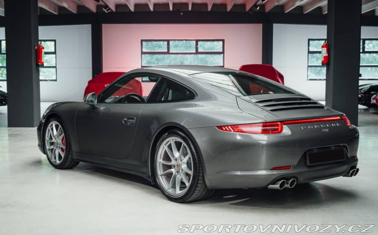 2013 Porsche 911 - 9