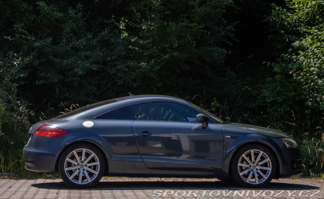 2009 Audi TT - 10