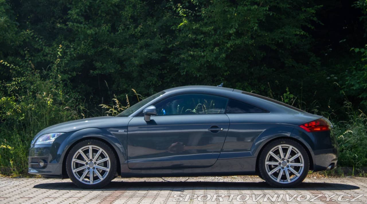 2009 Audi TT - 22