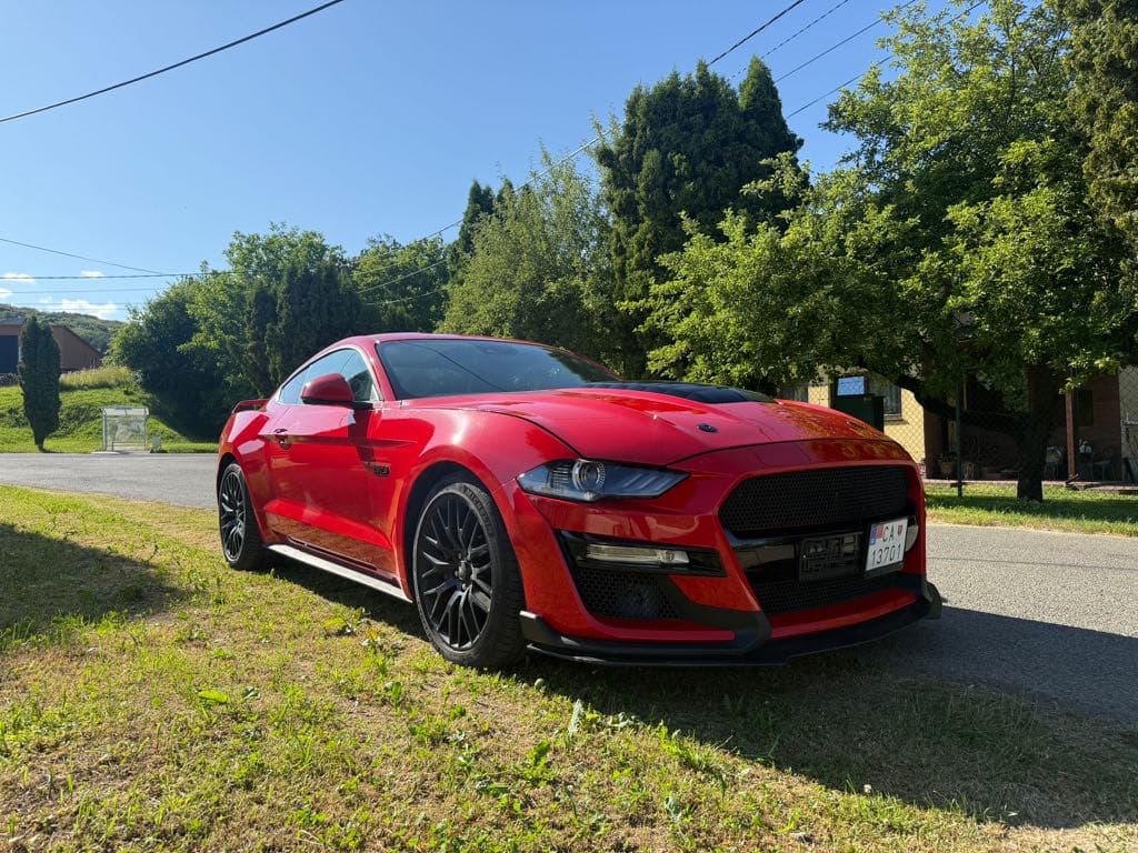 2018 Ford MUSTANG - 4