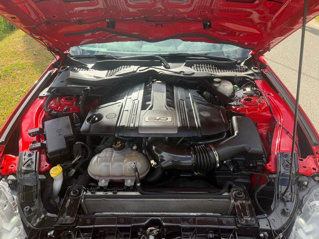 2018 Ford MUSTANG - 9