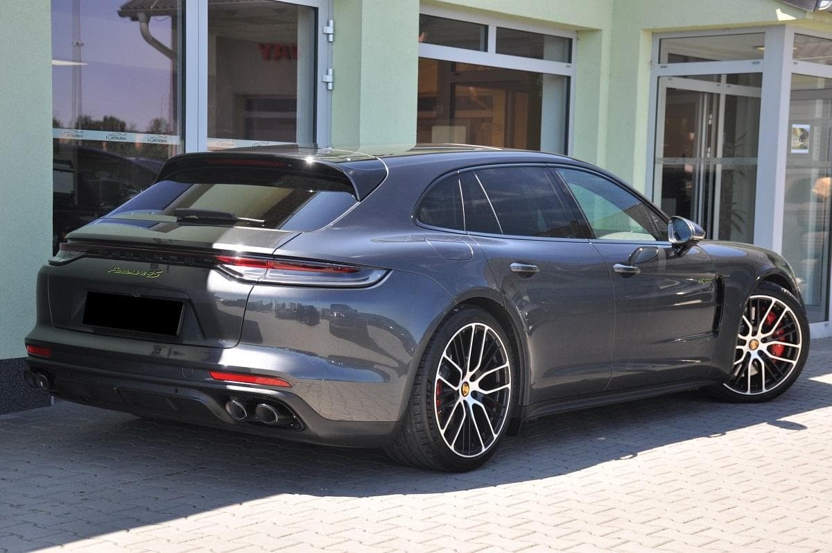 2022 Porsche PANAMERA - 4