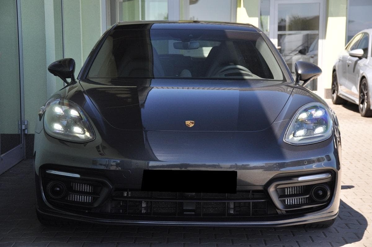2022 Porsche PANAMERA - 9