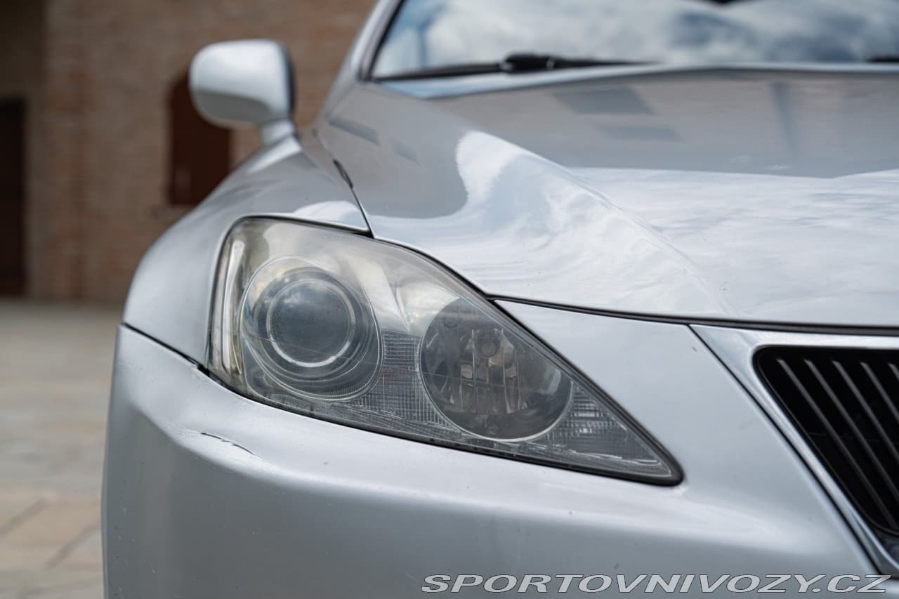 2006 Lexus IS - 11