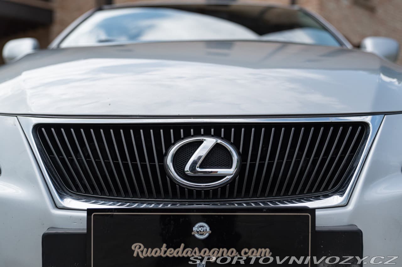 2006 Lexus IS - 17