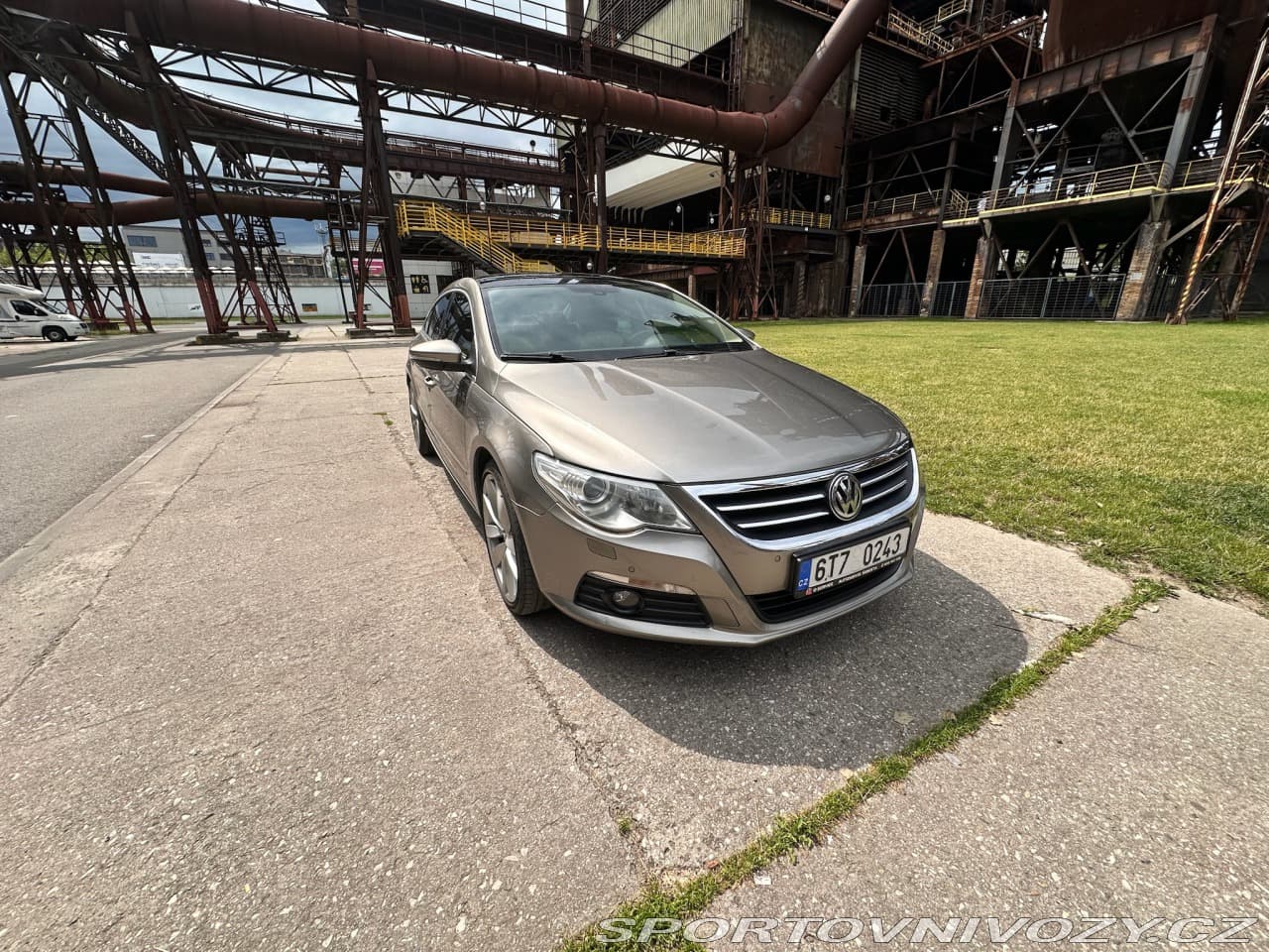2009 Volkswagen PASSAT CC - 6