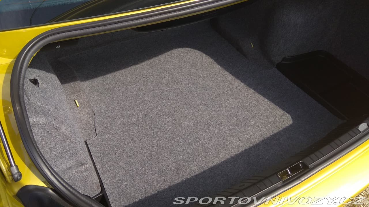 2005 BMW M3 - 6