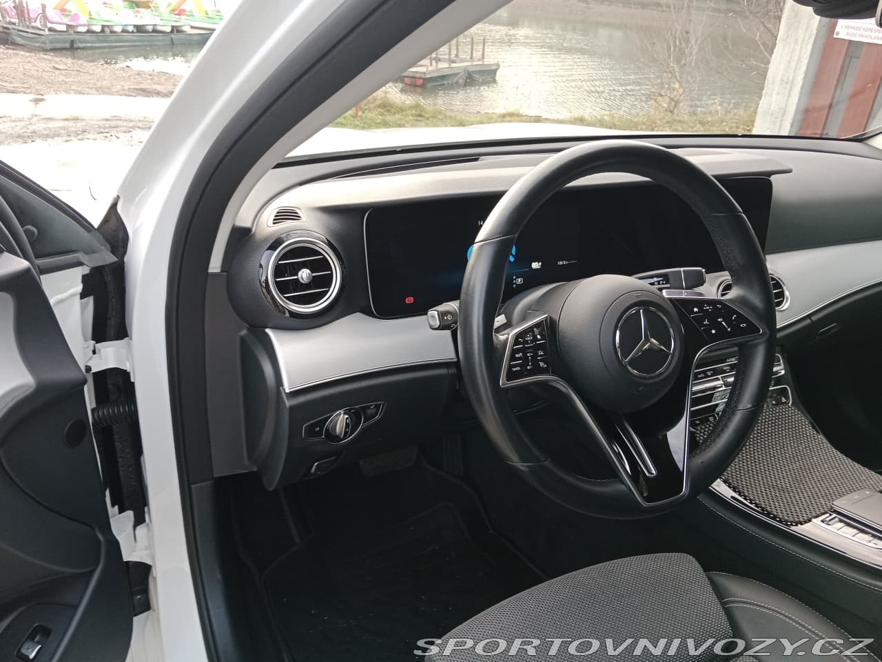 2020 Mercedes-Benz E-CLASS - 20