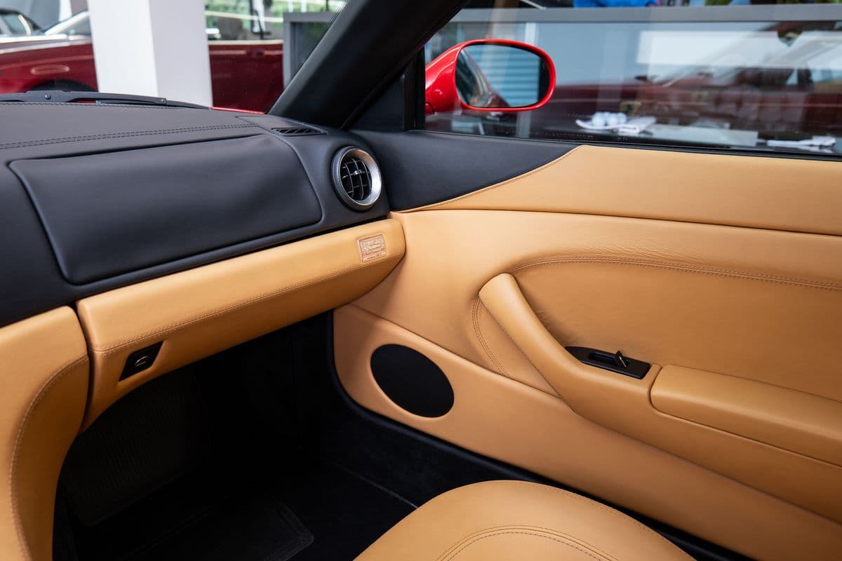2003 Ferrari 456 - 12