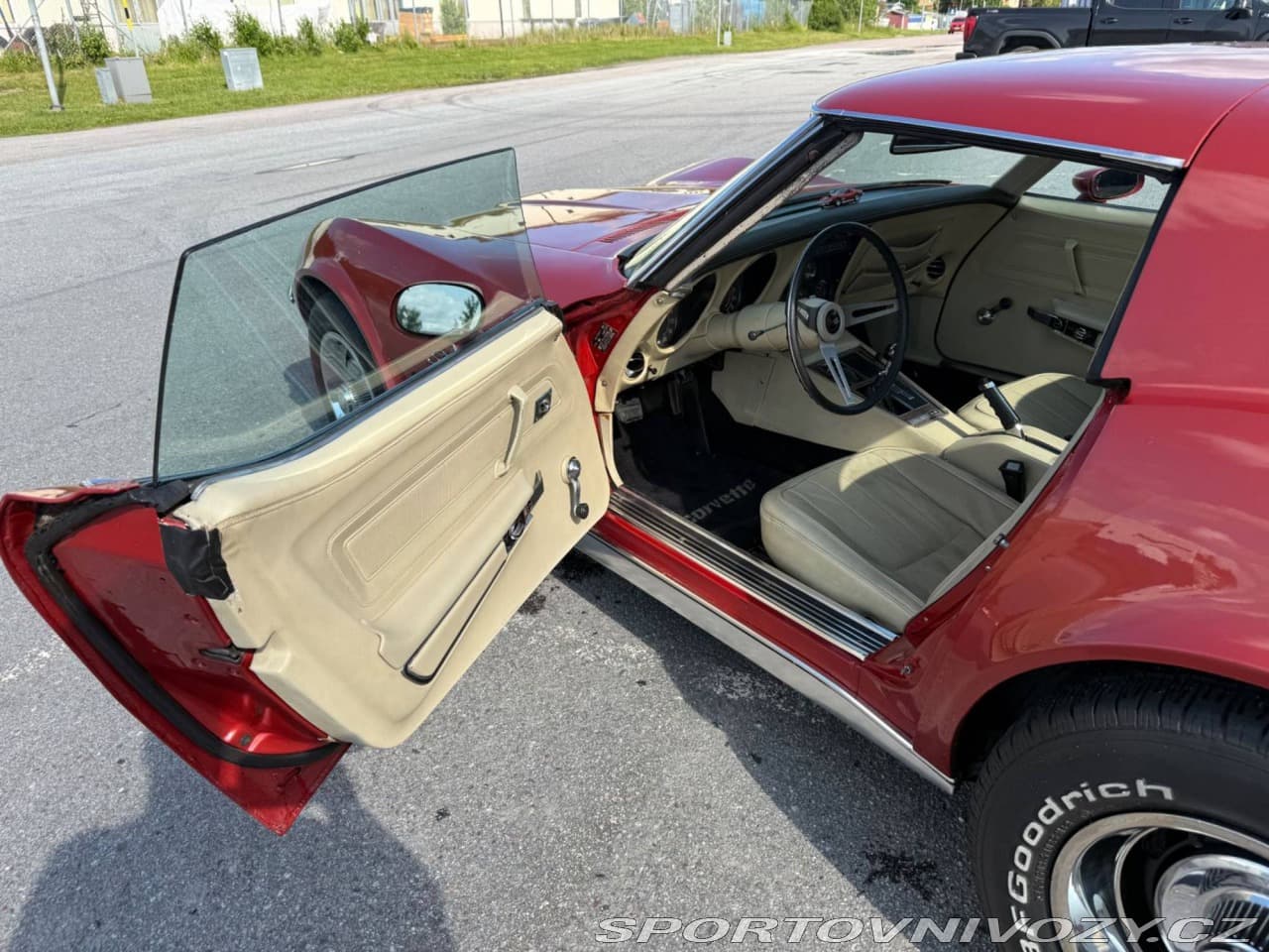 1972 Chevrolet CORVETTE - 14