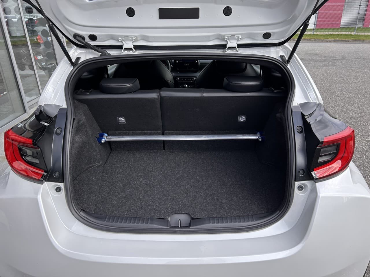 2021 Toyota YARIS - 19